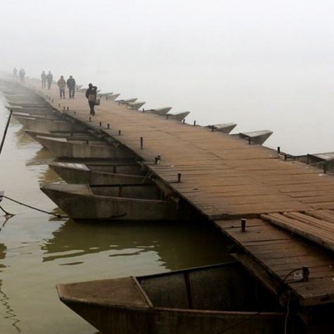 仿古浮橋