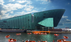 世界第一座動態(tài)橋梁和自主船只--荷蘭